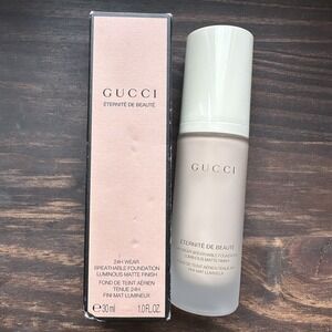 Gucci Foundation 24 Hour Full Coverage Luminous Matte Finish Fair 110C NIB 1 oz